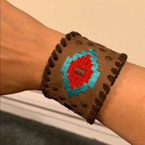 NOBLE OUTFITTERS Leather western cowboy bracelet